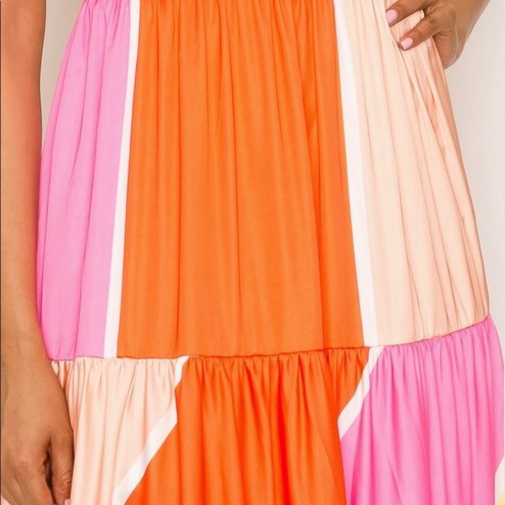 Dress - Picture 5 of 8